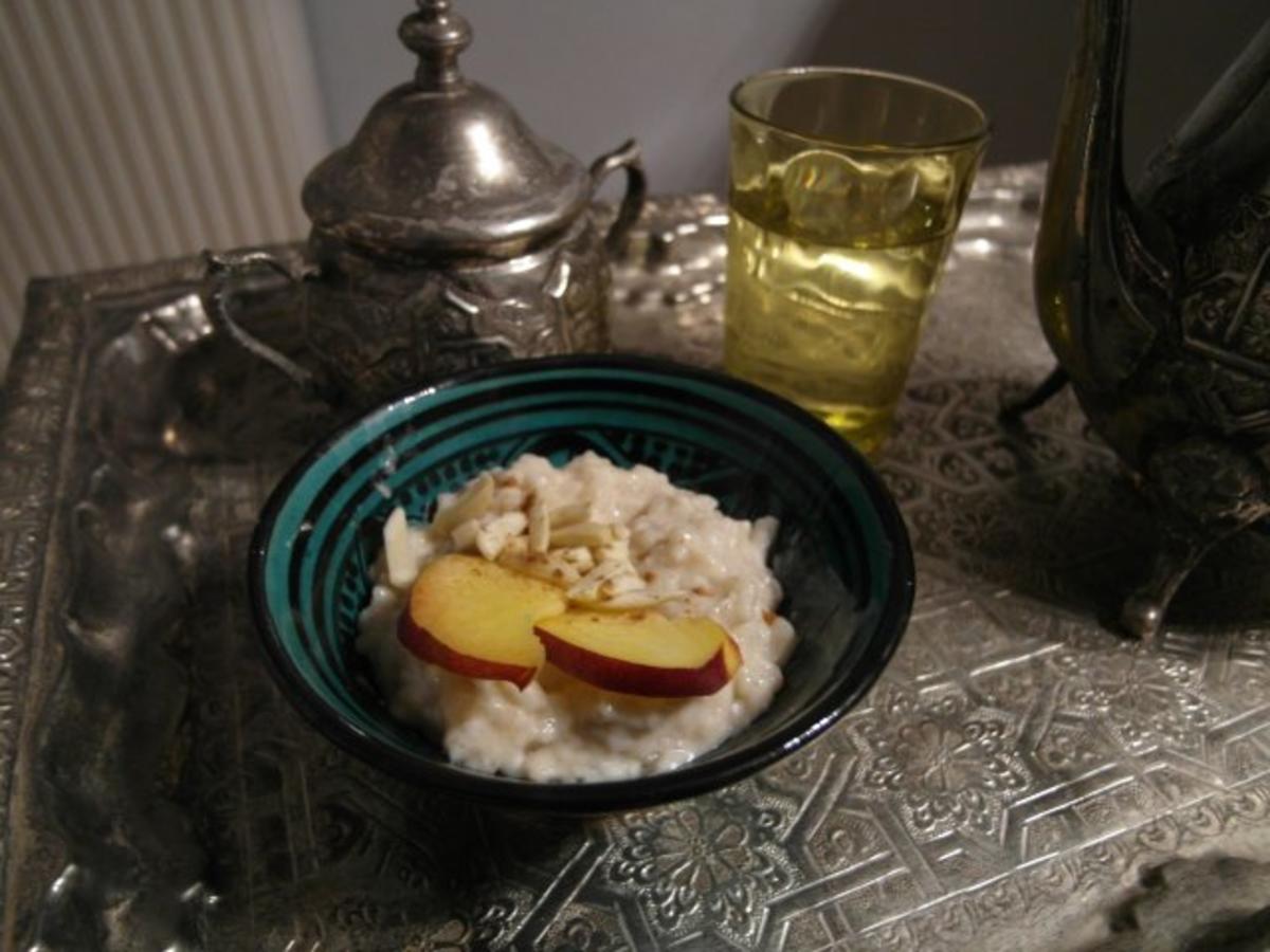Marokkanischer Reispudding mit Kardamom - Rezept