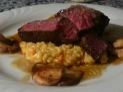 Kürbisrisotto mit Entrecote und warmem Steinpilzsalat - Rezept