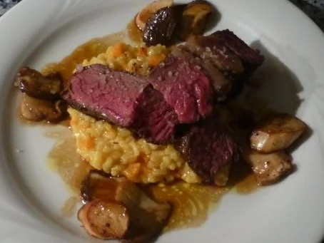 Rezept: Kürbisrisotto mit Entrecote und warmem Steinpilzsalat Bild Nr. 5 Kürbisrisotto mit Entrecote und warmem Steinpilzsalat - Rezept - Bild Nr. 5