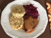 Hirschmedaillons mit Hagebuttensoße - Rezept