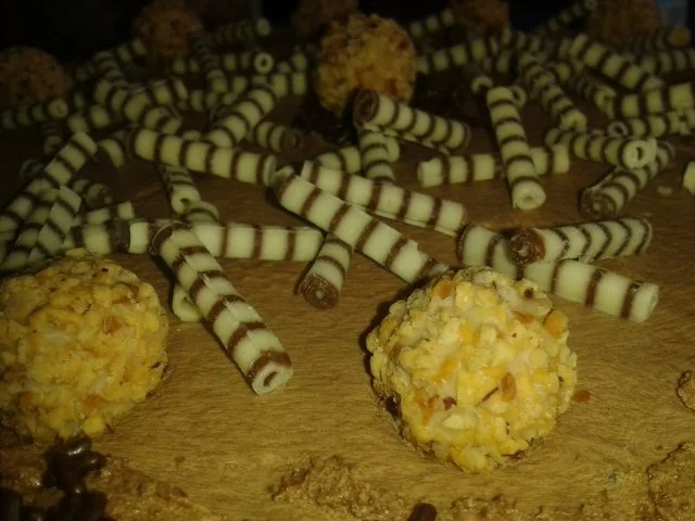 Schokoladen-Buttercreme-Torte - Rezept - Bild Nr. 2