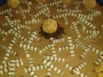 Schokoladen-Buttercreme-Torte - Rezept - Bild Nr. 3