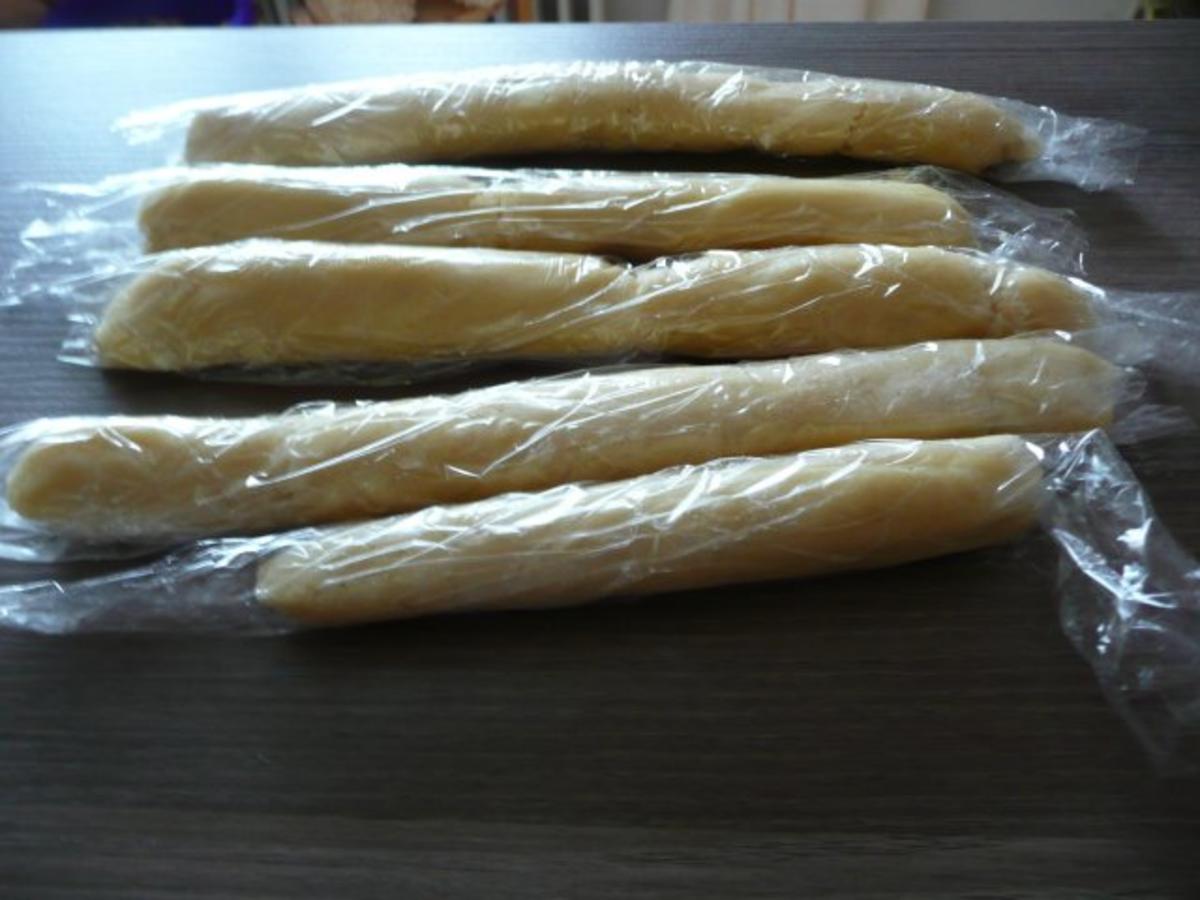 Weihnachtsgebäck : Echter Heidesand - einfach - 453 kcal/100g