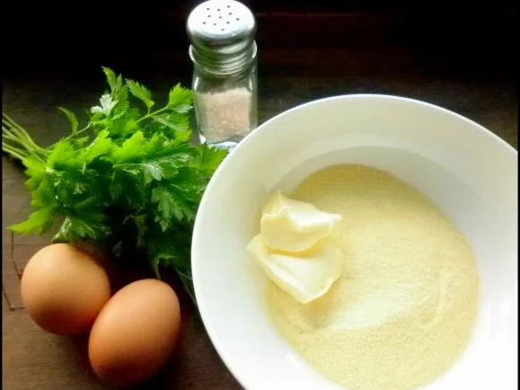 Petersilien-Nocken,  panierte Hexen und Pilz-Rahmsoße mit Kirschtomaten - Rezept - Bild Nr. 2