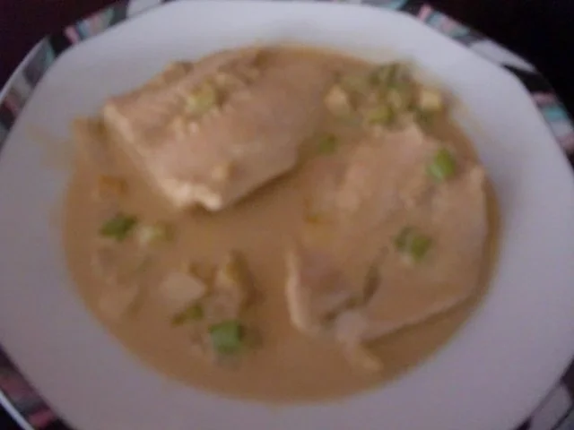 Pangasius in pikanter Kokosmilch - Rezept