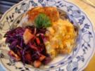 Gefülltes Hähnchenbrustfilet mit Möhren-Sellerie-Kartoffelstampf und Rotkohlsalat - Rezept