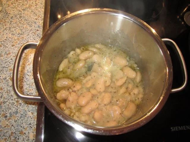 Rezept: Weiße Riesenbohnen italienischer Art Bild Nr. 2 Weiße Riesenbohnen italienischer Art - Rezept - Bild Nr. 2