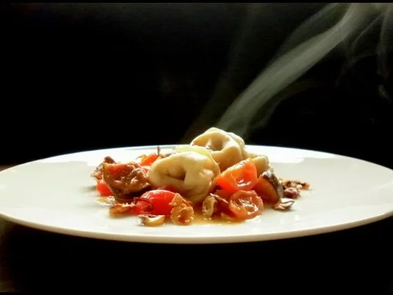 Tortellini mit Ziegenfrischkäse-Füllung und Feigen-Tomaten-Ragout - Rezept - Bild Nr. 9