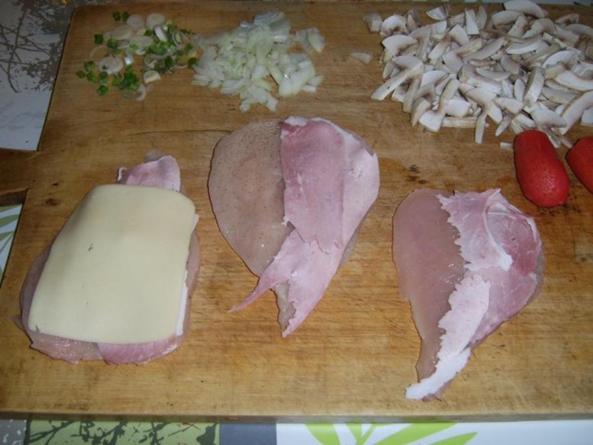 Cordonbleu mit Tomatenrisotto und Champignongemüse. - Rezept - Bild Nr. 6