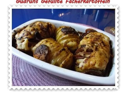 Rezept: Kartoffeln: Gefüllte Fächerkartoffeln Kartoffeln: Gefüllte Fächerkartoffeln - Rezept