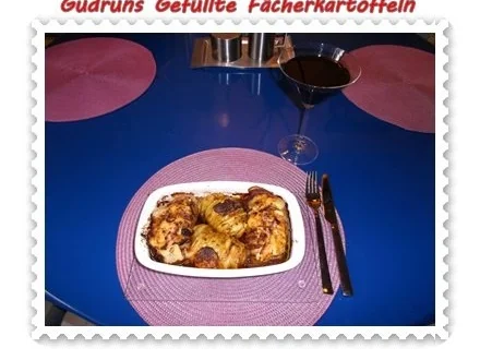 Rezept: Kartoffeln: Gefüllte Fächerkartoffeln Bild Nr. 12 Kartoffeln: Gefüllte Fächerkartoffeln - Rezept - Bild Nr. 12