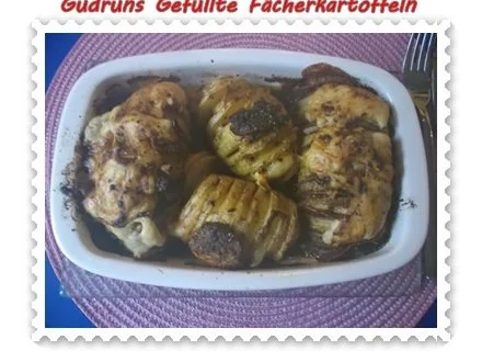 Rezept: Kartoffeln: Gefüllte Fächerkartoffeln Bild Nr. 15 Kartoffeln: Gefüllte Fächerkartoffeln - Rezept - Bild Nr. 15