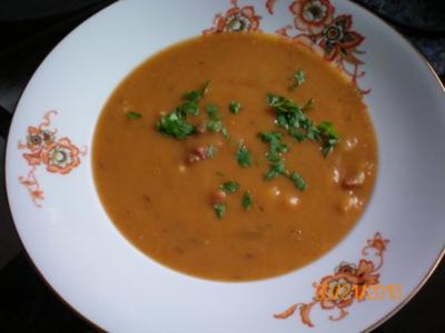 Rezept: Suppe: Tomaten-Kartoffel-Suppe Suppe: Tomaten-Kartoffel-Suppe - Rezept