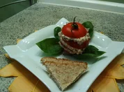 Tomaten mit Käse -Thunfischfüllung - Rezept