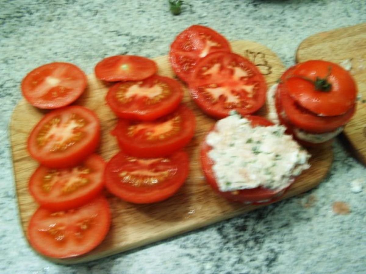 Tomaten mit Käse -Thunfischfüllung - Rezept - Bild Nr. 4