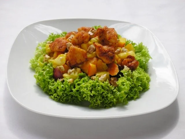 Herbstlicher Kürbissalat mit Obst und Hühnerfleisch - Rezept - Bild Nr. 2