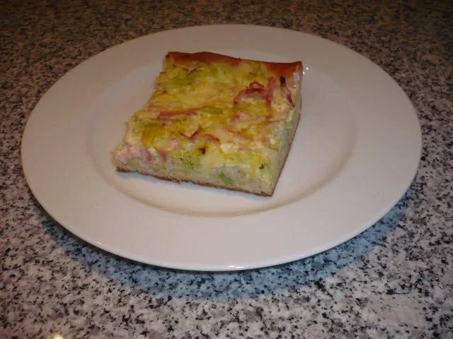 Rezept: Porreeblechkuchen mit Quark-Öl-Teig Bild Nr. 13 Porreeblechkuchen mit Quark-Öl-Teig - Rezept - Bild Nr. 13