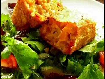 Rezept: Kürbis-Strudel mit herbstlichem Salat Bild Nr. 3 Kürbis-Strudel mit herbstlichem Salat - Rezept - Bild Nr. 3