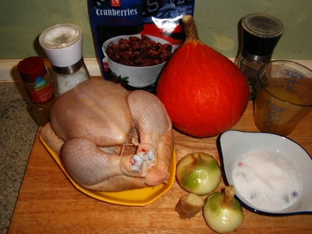 Rezept: Hähnchen mit Kürbisfüllung Bild Nr. 2 Hähnchen mit Kürbisfüllung - Rezept - Bild Nr. 2