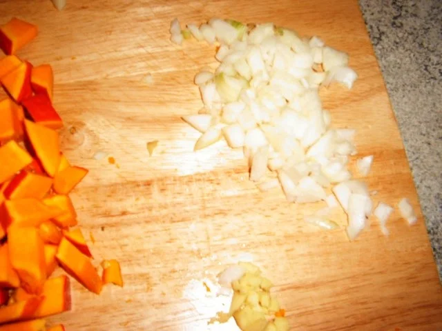 Rezept: Hähnchen mit Kürbisfüllung Bild Nr. 4 Hähnchen mit Kürbisfüllung - Rezept - Bild Nr. 4