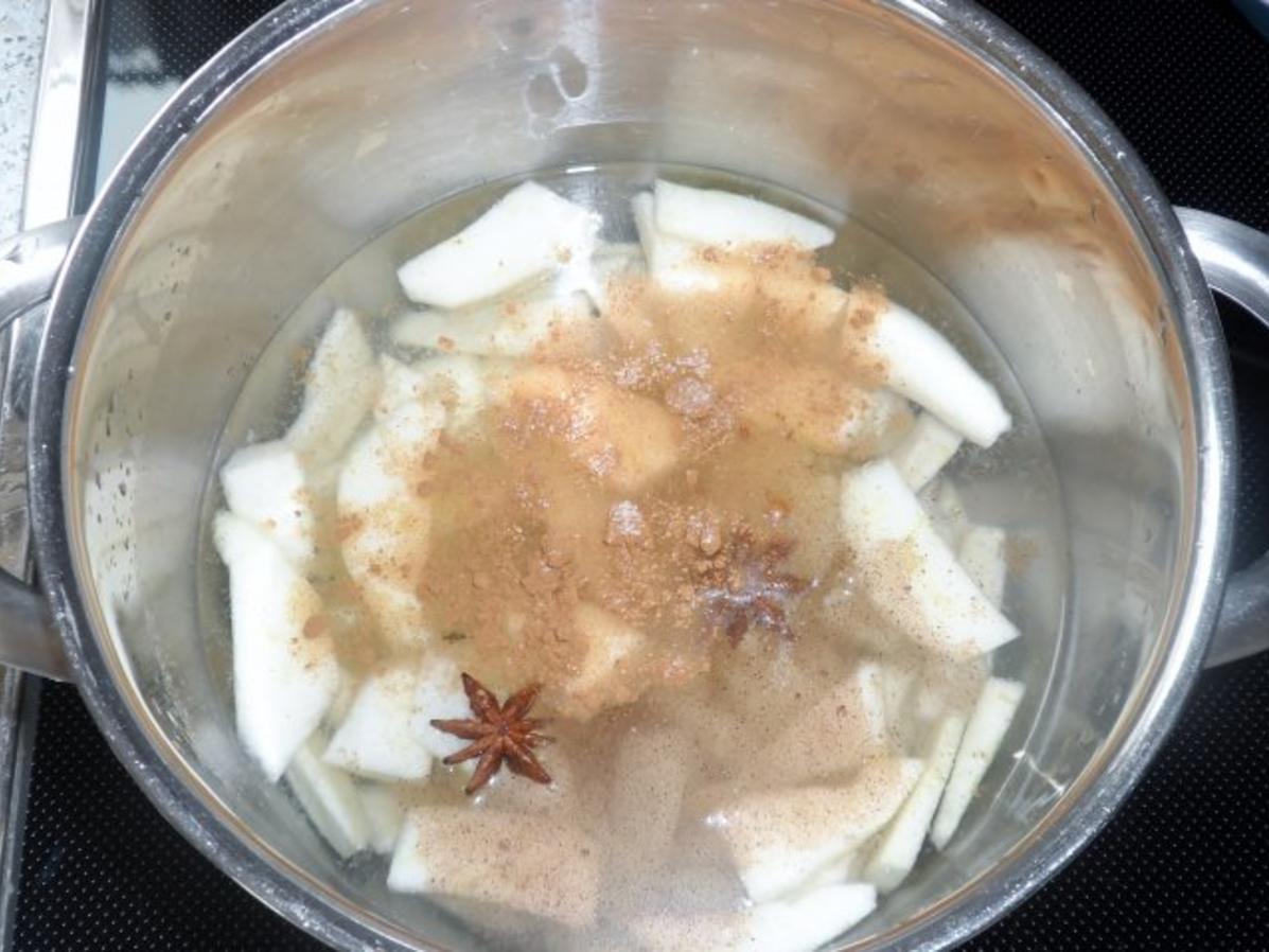 Dessert: Birnen Zwetschgen Crumble mit Cranberries und Chilischokolade ... Dessert: Birnen Zwetschgen Crumble mit Cranberries und Chilischokolade ...