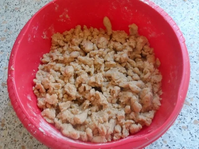 Dessert: Birnen-Zwetschgen-Crumble mit Cranberries und Chilischokolade - Rezept - Bild Nr. 9