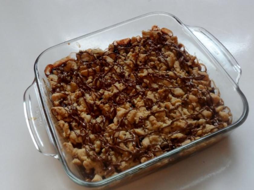 Dessert: Birnen Zwetschgen Crumble mit Cranberries und Chilischokolade ...