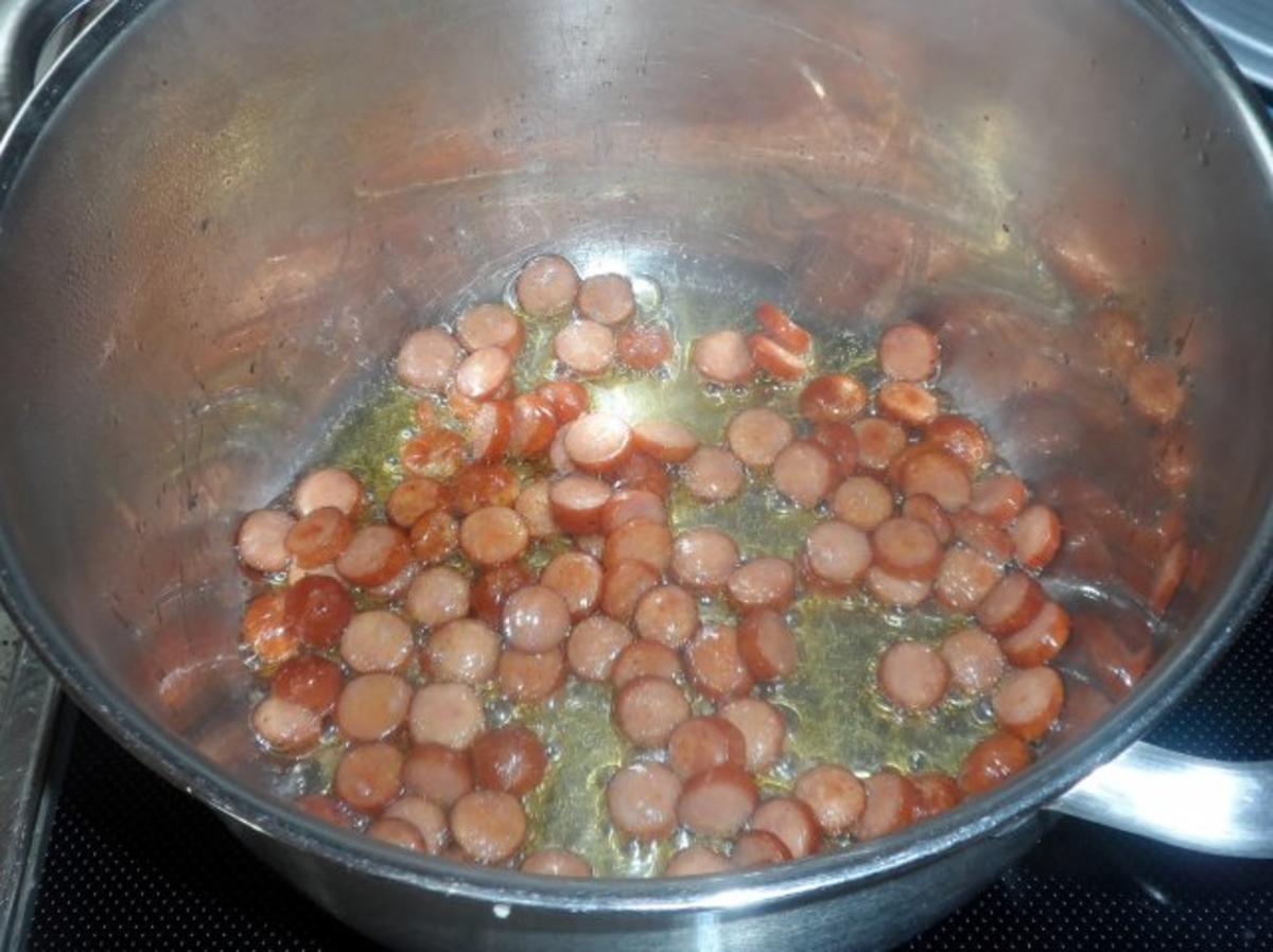 Suppen: Pikante Blumenkohl-Creme-Suppe mit Karotten und Cabanossi - Rezept - Bild Nr. 4
