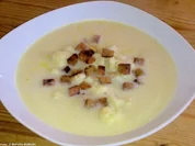 Blumenkohlsuppe mit Croutons - Rezept
