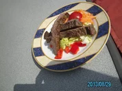 Flanksteak auf Salatteller - Rezept