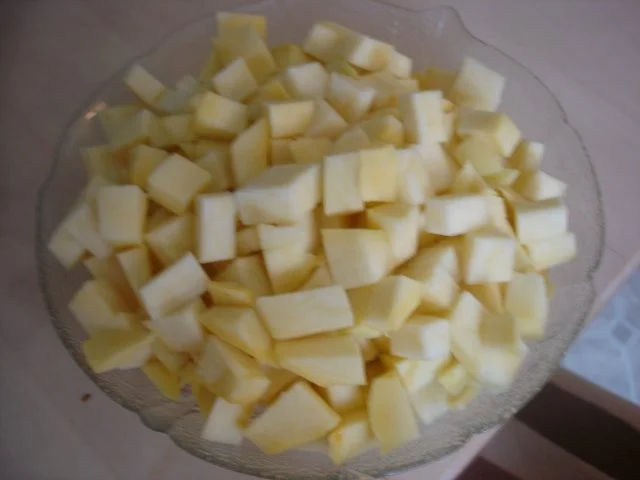 Rezept: Kalbsgeschnetzeltes mit Steckrübenstampf und Buttergemüse Bild Nr. 9 Kalbsgeschnetzeltes mit Steckrübenstampf und Buttergemüse - Rezept - Bild Nr. 9