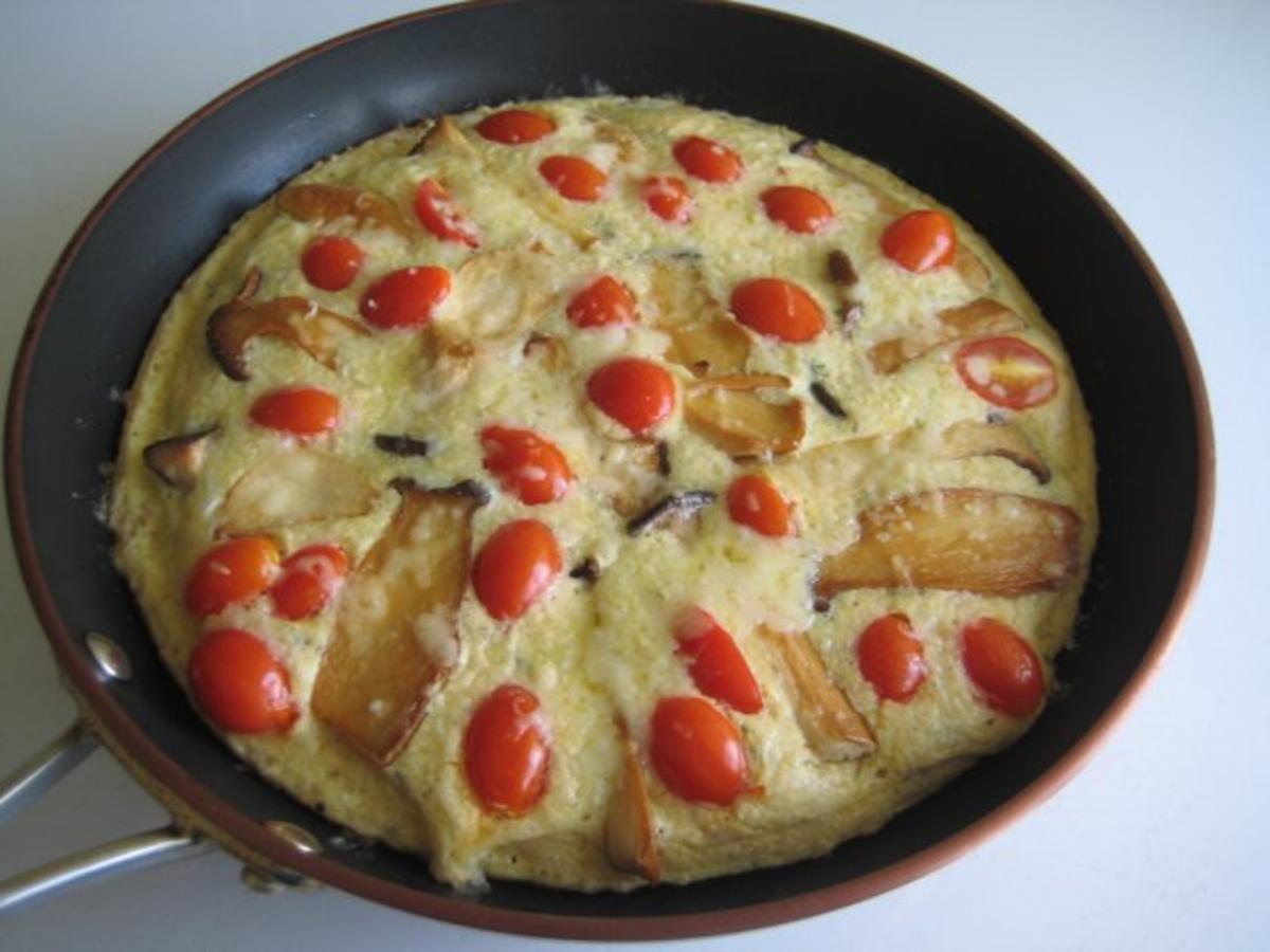 Omelett mit Kräuterseitlingen und Bergkäse (Pfannkuchen) - Rezept