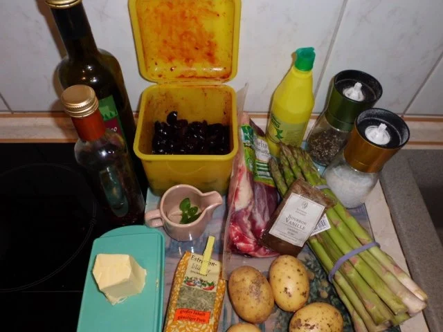 Rezept: Geflügel, Ente: Kräuter-Ente mit Kirsch-Balsamico-Creme Bild Nr. 2 Geflügel, Ente: Kräuter-Ente mit Kirsch-Balsamico-Creme - Rezept - Bild Nr. 2