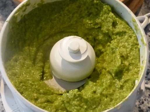 Auflauf von Auberginenpiccata mit Tomatensauce und Pesto - Rezept - Bild Nr. 5