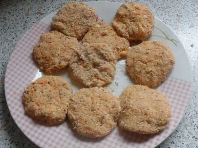 Kartoffel-Parmesan-Plätzchen mit feurigem Paprika-Tomaten-Dip - Rezept - Bild Nr. 11