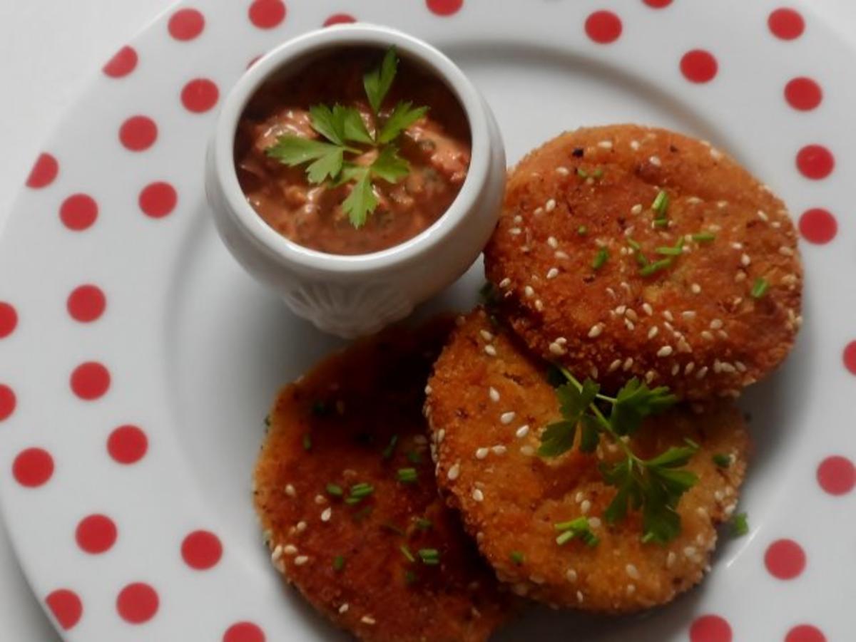 Kartoffel-Parmesan-Plätzchen mit feurigem Paprika-Tomaten-Dip - Rezept - Bild Nr. 15