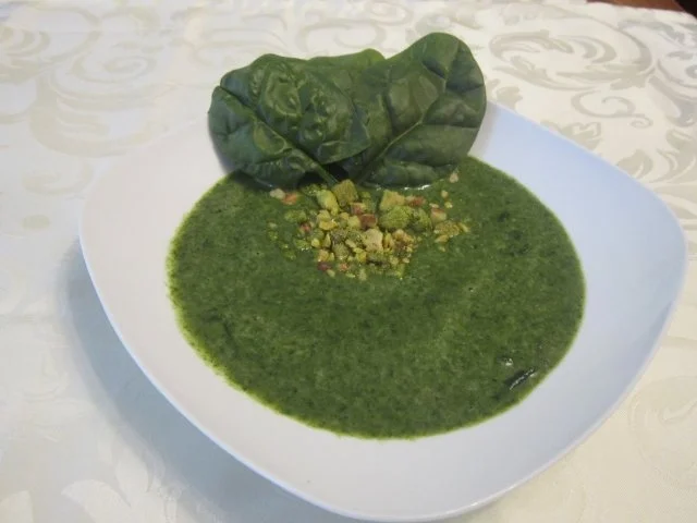 Spinatcreme-Suppe mit Croutons - Rezept