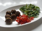 Rezept: Wรผrzige Kapern-Hackbรคllchen Wรผrzige Kapern-Hackbรคllchen - Rezept