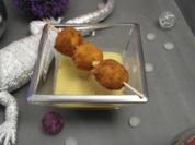 Lauwarme Avocadosuppe mit Bombas de Camarones y Papas - Rezept