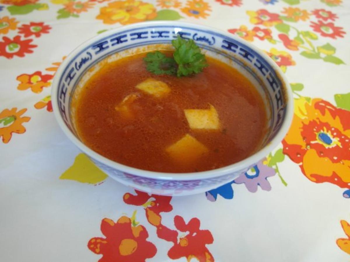 Bilder für Asiatische Tomatensuppe mit Eierstich - Rezept