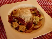 Hühnchen mit geschmorten Pflaumen oder Zwetschgen - Rezept