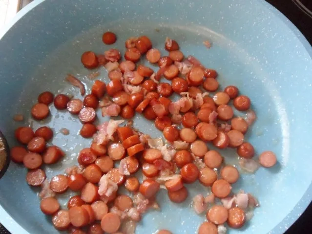 Gekräuterte Kürbis-Kartoffel-Pfanne mit Cabanossi und Feta - Rezept - Bild Nr. 4