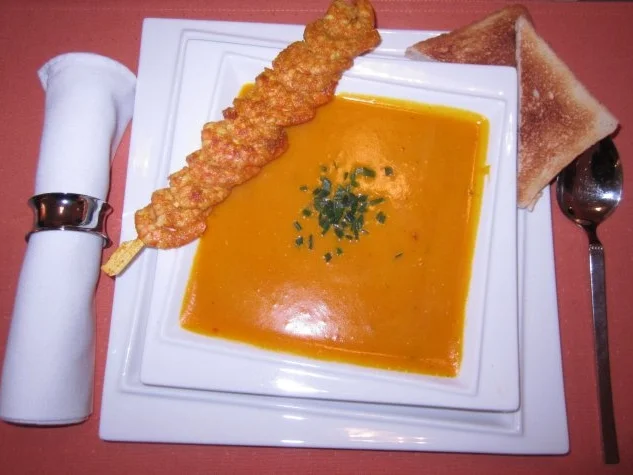 Rezept: Kürbis-Kokos-Suppe mit Chili Kürbis-Kokos-Suppe mit Chili - Rezept