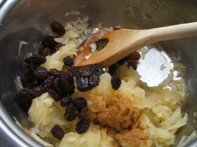 Rezept: Dessert: Sahnequark "Apfelstrudel" Bild Nr. 7 Dessert: Sahnequark "Apfelstrudel" - Rezept - Bild Nr. 7