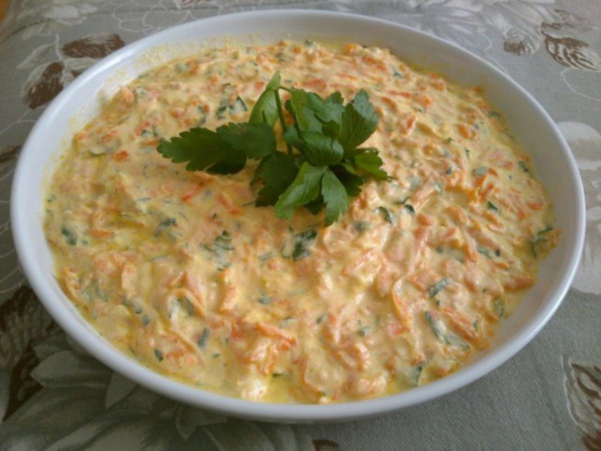 Türkischer Karottensalat mit Joghurt - Rezept - kochbar.de