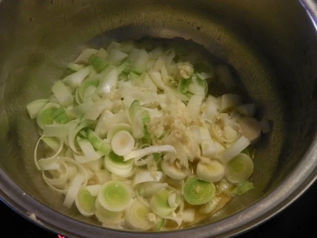 Erikas Miesmuscheln in "dicker" Weißweinsoße (Sydvestjyske Blåmuslinger deluxe) - Rezept - Bild Nr. 5