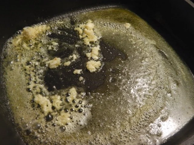 Erikas Miesmuscheln in "dicker" Weißweinsoße (Sydvestjyske Blåmuslinger deluxe) - Rezept - Bild Nr. 12