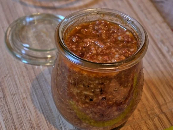 Rezept: Tomaten-Walnuss-Pesto Bild Nr. 6 Tomaten-Walnuss-Pesto - Rezept - Bild Nr. 6