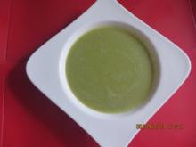 Suppe: Rosenkohlcremesuppe - Rezept
