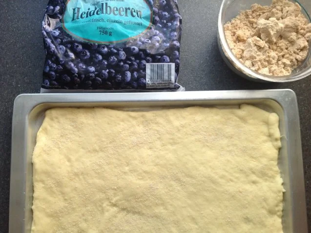 Rezept: Heidelbeerkuchen mit Zimtstreuseln Bild Nr. 5 Heidelbeerkuchen mit Zimtstreuseln - Rezept - Bild Nr. 5